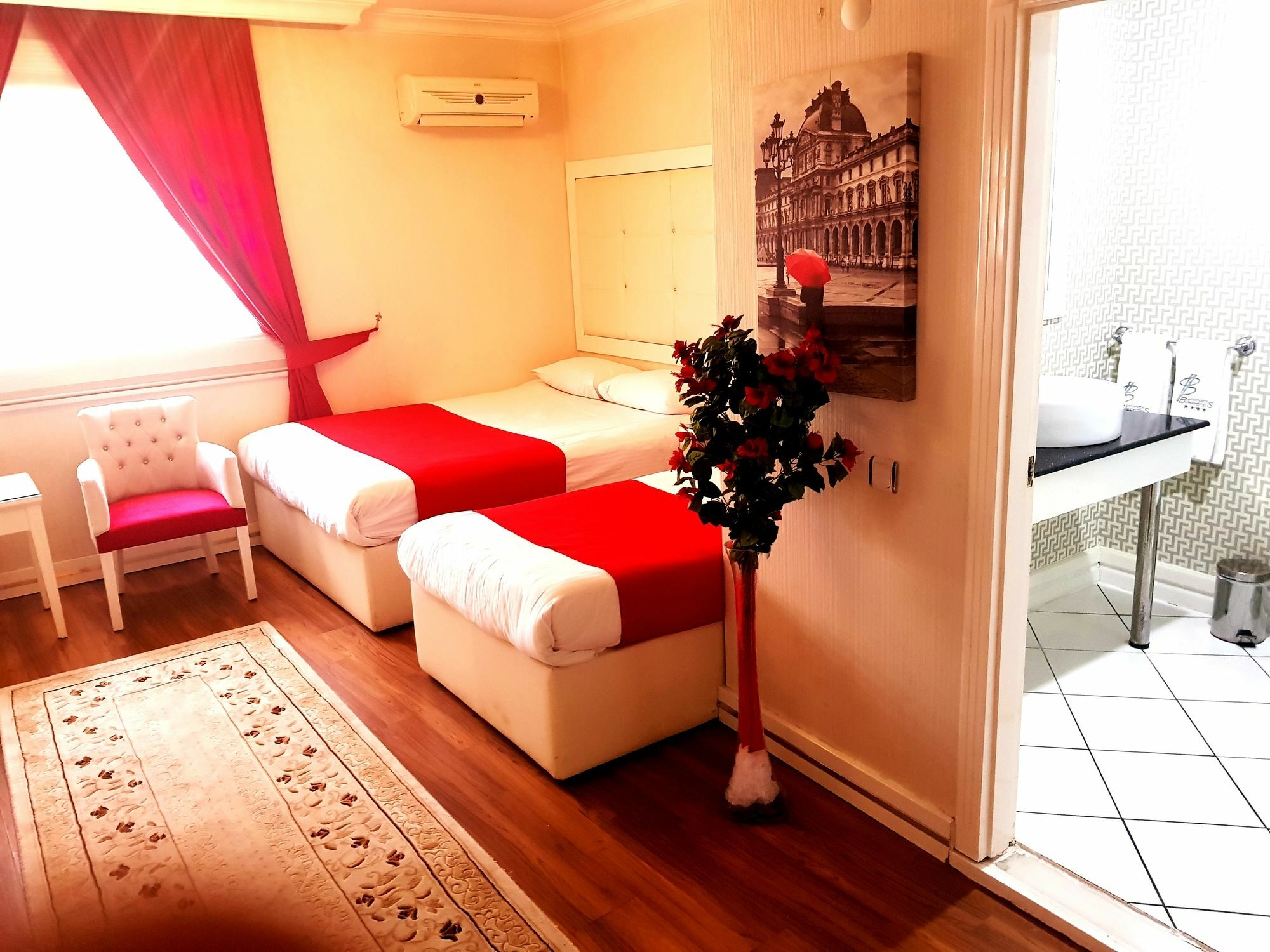 Otel Business Park 4*